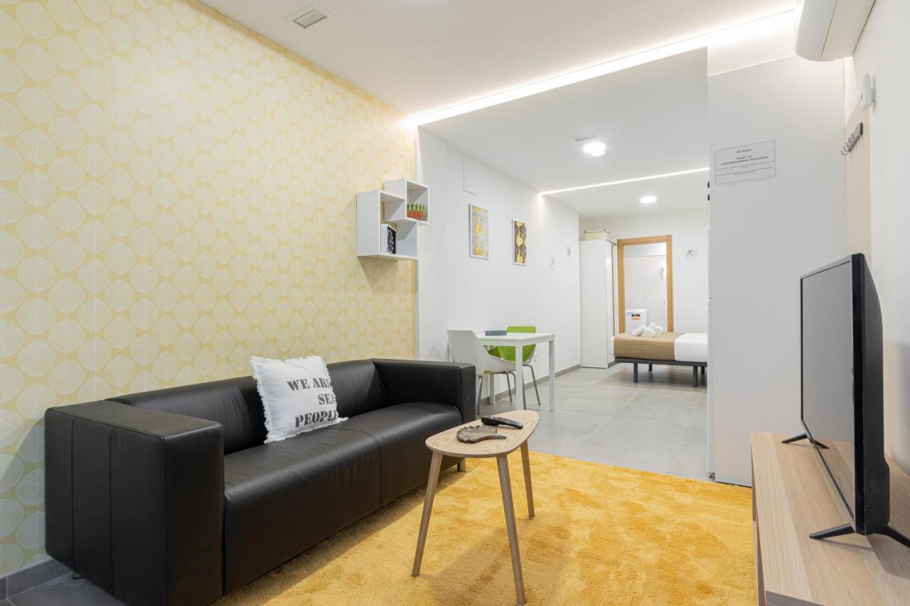 Apa 121 Apartment Мадрид Екстериор снимка